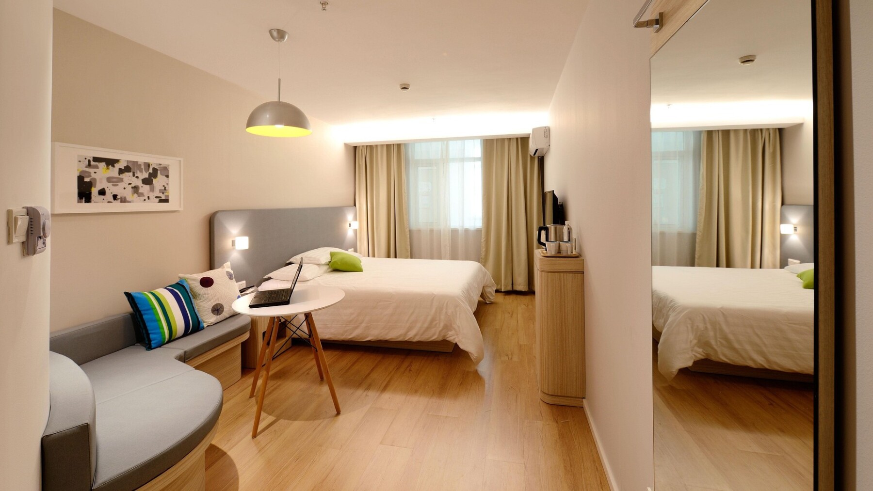 Eviivo PMS - hybrid model scaling strategies